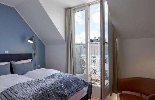 Copenhagen City Centre Hotel | Discover Copenhagen Strand: Family-Friendly with Breakfast