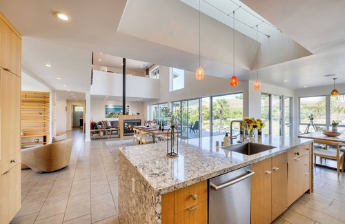 Sonoma House | Coplan Vineyards | 10-Acre Estate w/Pool, Spa, Bocce & Designer Interiors