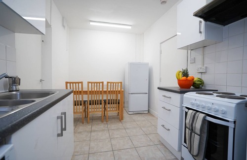 Birmingham House | Cozy Coplow House: 3 Bedrooms with Family-Friendly Amenities