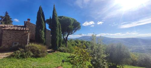 Pieve di Chio Villa | Enchanting COPPA DI SOPRA Villa with Breathtaking Views