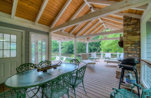 Williamstown House | Family-Friendly Copper Basin River House with Great Reviews