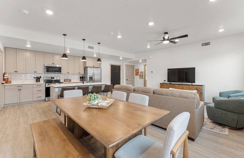 St. George Condo | Copper House: Resort Pools, Lazy River, Pickleball