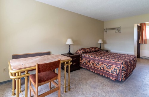 Logan Lake Hotel | Copper Valley