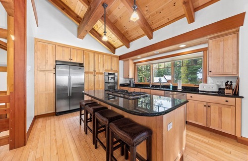 Alpine Meadows House | Experience Copperleaf Lodge - Alpine Meadows with Hot Tub