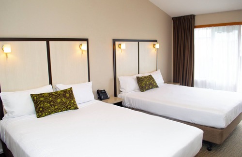 Solway Hotel | Relax at Copthorne Resort Solway Park with Pool & Spa