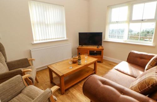 Longframlington House | Coquet Hotel: Family-Friendly 4-Star Retreat for All