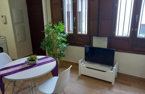 San Pedro Apartment | Stylish Central Apartment with High Guest Ratings