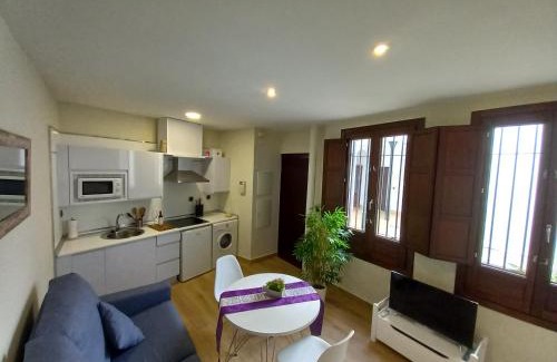 San Pedro Apartment | Stylish Central Apartment with High Guest Ratings