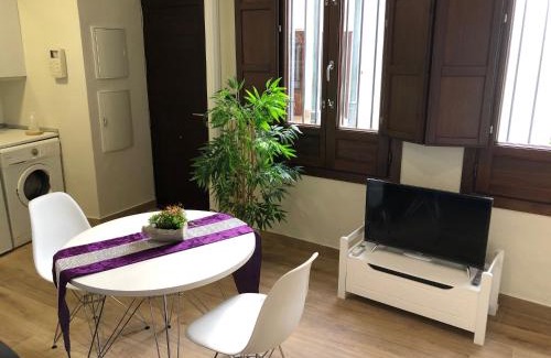 San Pedro Apartment | Stylish Central Apartment with High Guest Ratings