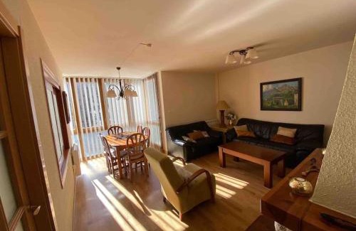 Panticosa Apartment | Charming Central Getaway in Panticosa for Families
