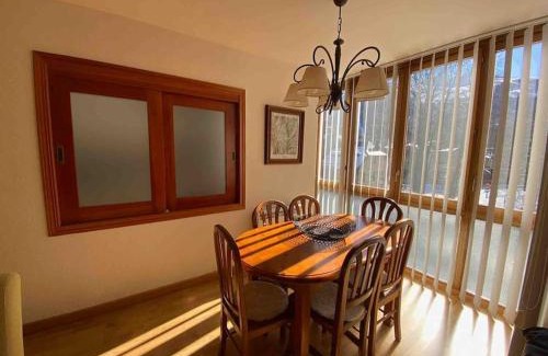 Panticosa Apartment | Charming Central Getaway in Panticosa for Families