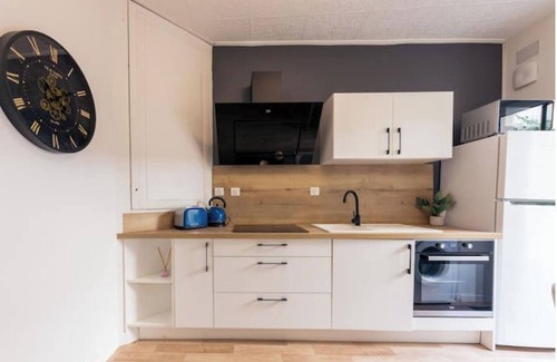 Cognac House | Exceptional Coquette Maison in Hyper Centre with Terrace
