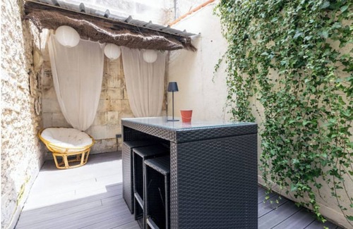 Cognac House | Exceptional Coquette Maison in Hyper Centre with Terrace