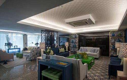 Fatima Hotel | Premier Coração de Fatima Boutique Hotel with Family-Friendly Amenities