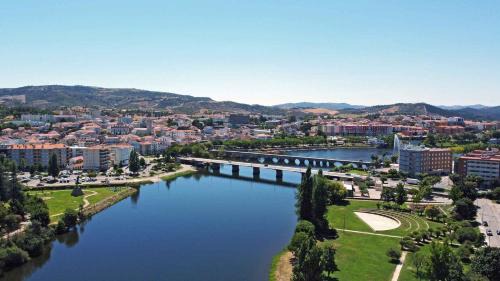 Mirandela Hotel | Discover Coração do Tua Hotel - Rated 9.3/10 with Family Amenities