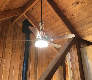 Tyler House | Inviting Cora's Main Log Cabin - 10/10 Guest Rating!