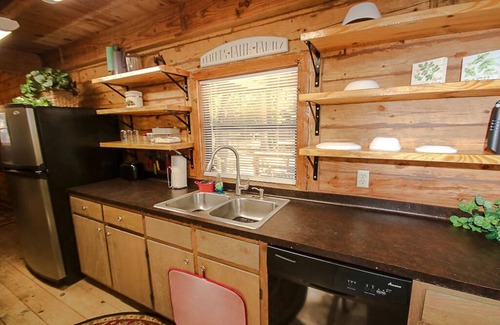 Tyler Cabin | Top-Rated Cora's Main Log Cabin with Family-Friendly Amenities