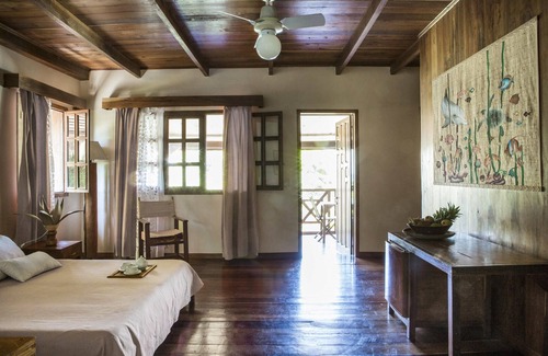 Ambaro Hotel | Corail Noir Hotel: Poolside Bliss with Ocean Views