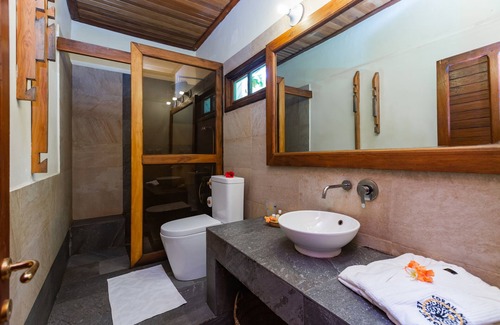 Ambaro Hotel | Corail Noir Hotel: Poolside Bliss with Ocean Views