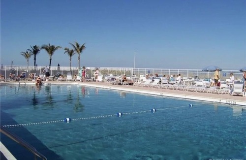 Nettles Island Cottage | Experience Dockside Beauty at Coral Cabana with Pool & Spa