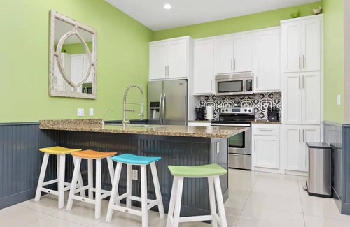 South Padre Island Condo | Coral Cave Condo: Beachfront Views, Pools & Spa Amenities