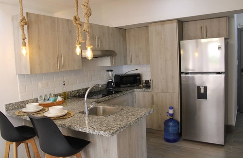 Villas Del Mar Apartment | Coral Cliff Apt 1Br 2Bds 4Pax 10THFloor