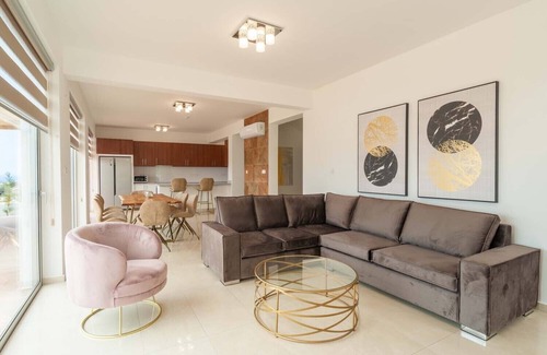 Peyia Town Villa | Coral Elite Residence: 4-Bedroom Villa with Private Pool