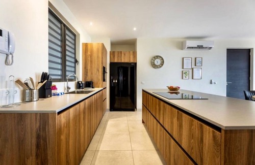 St. Marie Apartment | Oceanfront Bliss at Coral Estate Resort - 9/10 Guest Rated