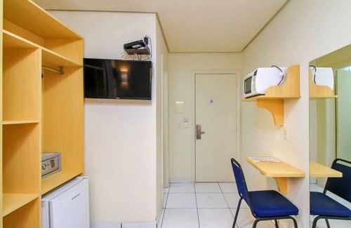 Menino Deus Hotel | Budget-Friendly Stay at Coral Tower Express with Spa & Breakfast