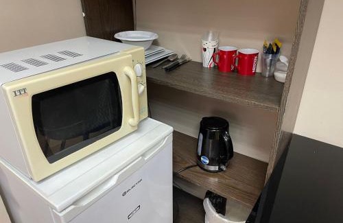 Netanya Apartment | Cozy Coral Guest House in Netanya - Family-Friendly Stay