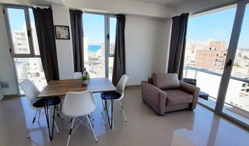 Puerto Madryn Apartment | Oceanfront Coral II Departamento 6to with Top Ratings
