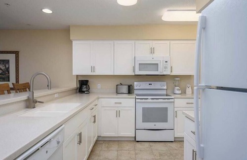Hilton Head Island Apartment | Coral Reef- Hilton Head's Hotel-Palmera Vacation Club