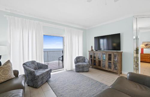 Biltmore Beach House | Coral Reef Resort: Oceanfront Paradise with Pool Access