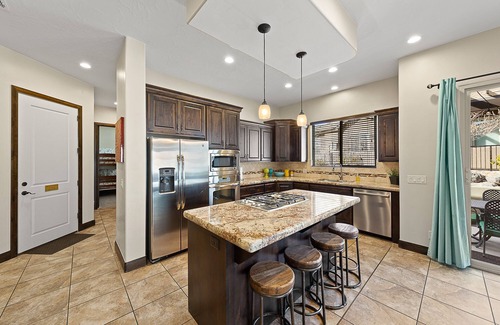 Washington House | Coral Ridge Retreat: Steps from Pools & Ocean Views