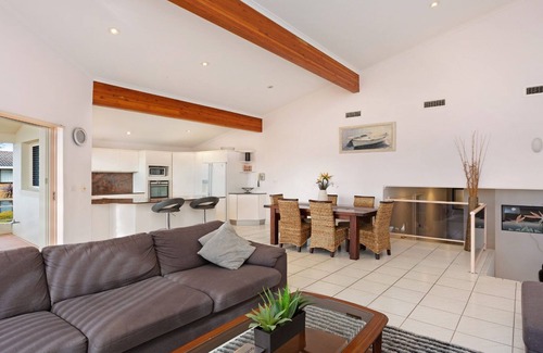 Forster Apartment | Coral Sands 3: Oceanfront Bliss at Pebbly Beach