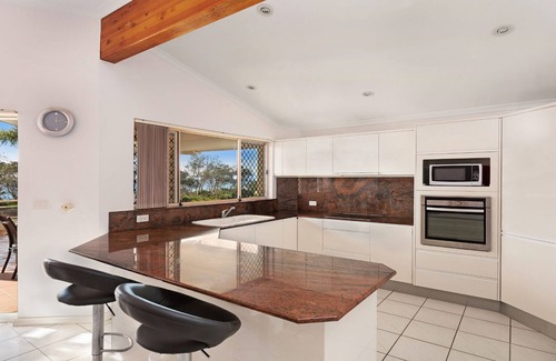 Forster Apartment | Coral Sands 3: Oceanfront Bliss at Pebbly Beach