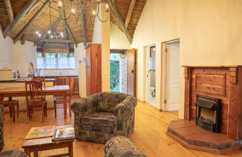 Buffalo Hills Game Reserve Apartment | Inviting Coral Tree Cottages: 4-Star Stay with Pool Access