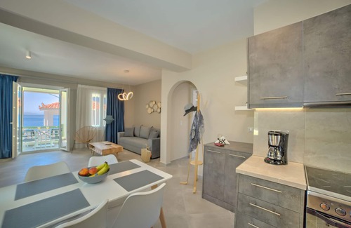 Mpatsi Apartment | Corali Suites Andros: Breathtaking Oceanfront Retreat