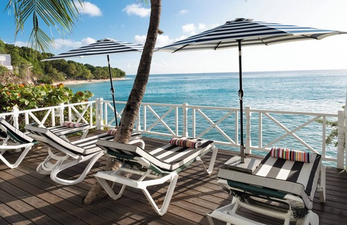 Prospect Apartment | Oceanfront Escape at Coralita No.2 with Family-Friendly Perks