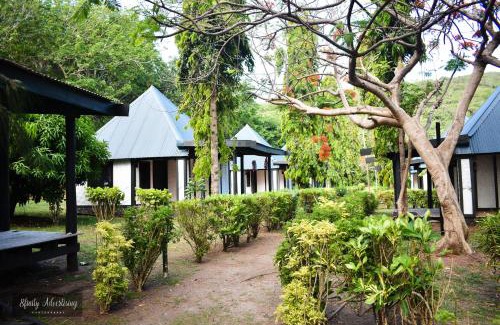 Tavewa Island Hotel | Oceanfront Bliss at Coralview Island Resort with Private Beach