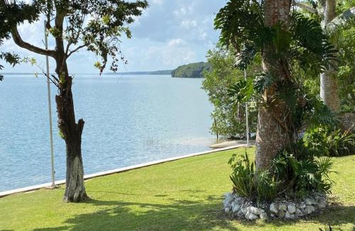 Buenavista Apartment | Relax at Coras Place: Bacalar Lagoon Front Oasis
