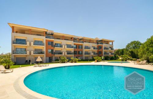 Santa Eulalia Apartment | Corcovada B42 Dream Lodging: Family-Friendly with Pool