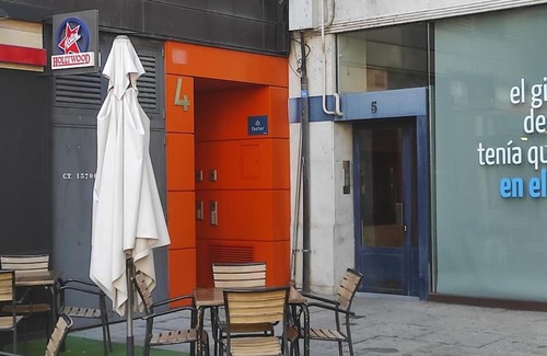 Burgos Apartment | Experience Cordón 4: Guest Rated 9.8/10 for Quality Stay
