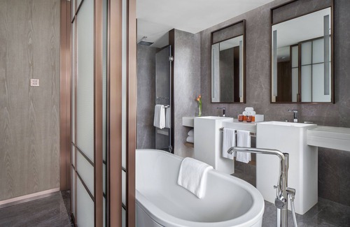 Yunlong District Hotel | Experience Cordis, Xuzhou: 4-Star Serenity and Spa Retreat