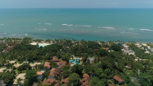 Historic Center Hotel | Top-Rated Cores do Arraial Residence Hotel with Pool & Breakfast