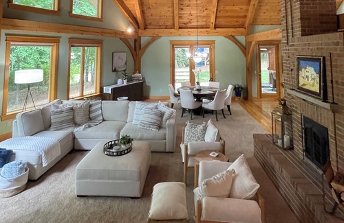 Three Rivers House | Corey Lake Retreat