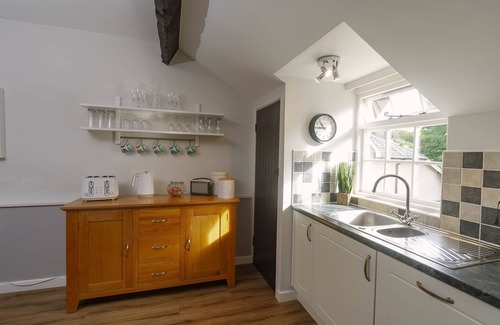 Tawstock Cottage | Family-Friendly Corffe Cottages with Indoor Pool & Breakfast