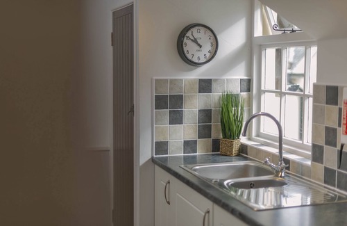 Tawstock Cottage | Family-Friendly Corffe Cottages with Indoor Pool & Breakfast