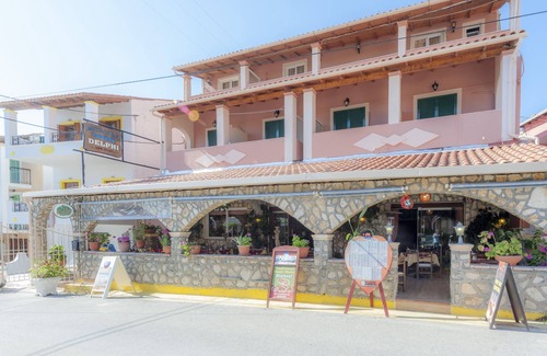 Agios Gordios Apartment | Charming Corfu Delphi Studio with Ocean View & Pool