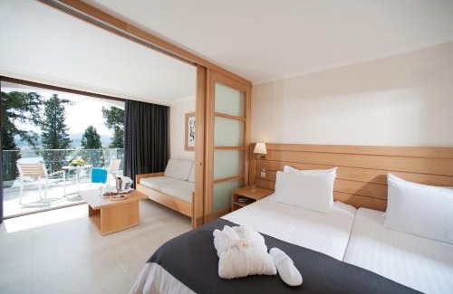 Kanoni Hotel | Oceanfront Serenity at Corfu Holiday Palace - 5-Star Escape